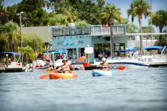 crystal river fl hotels with boat slips